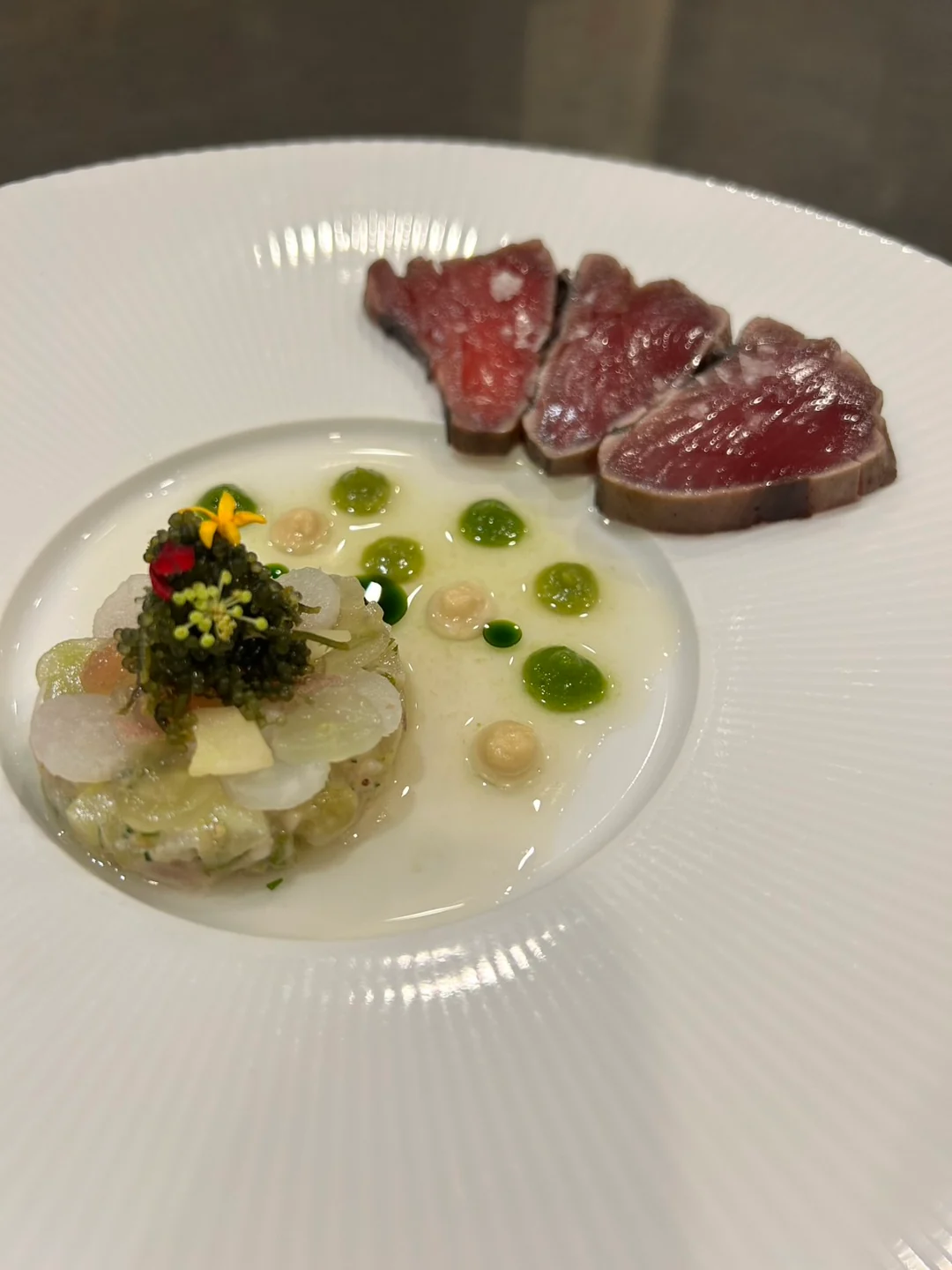 Restaurant Yuu:鰹の藁焼き 鰹のタルタルと三種のピューレ添え